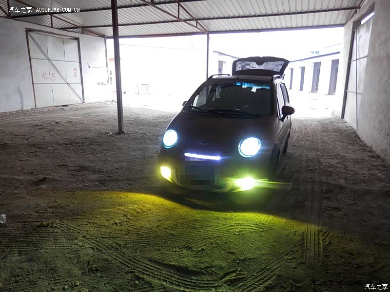 是一款比较实用的微型车，经济实惠，家用微型车的典范.