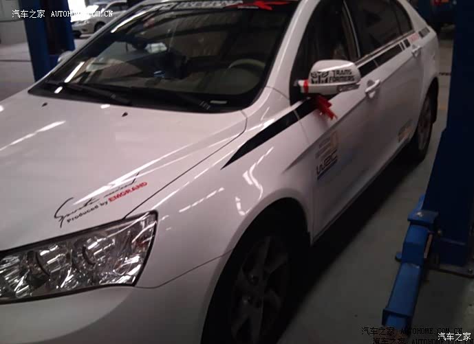 一辆值得信赖外观漂亮的国产轿车