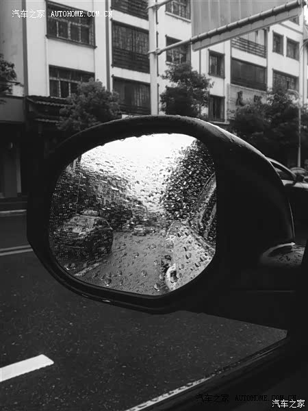 小五什么都不用说，底盘扎实。带T发动机动力足够。yes！ 