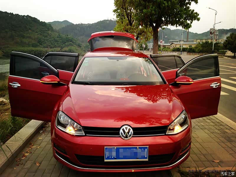 外形好，动力足，操控好，配置高，做工好，悬架硬，性价比低