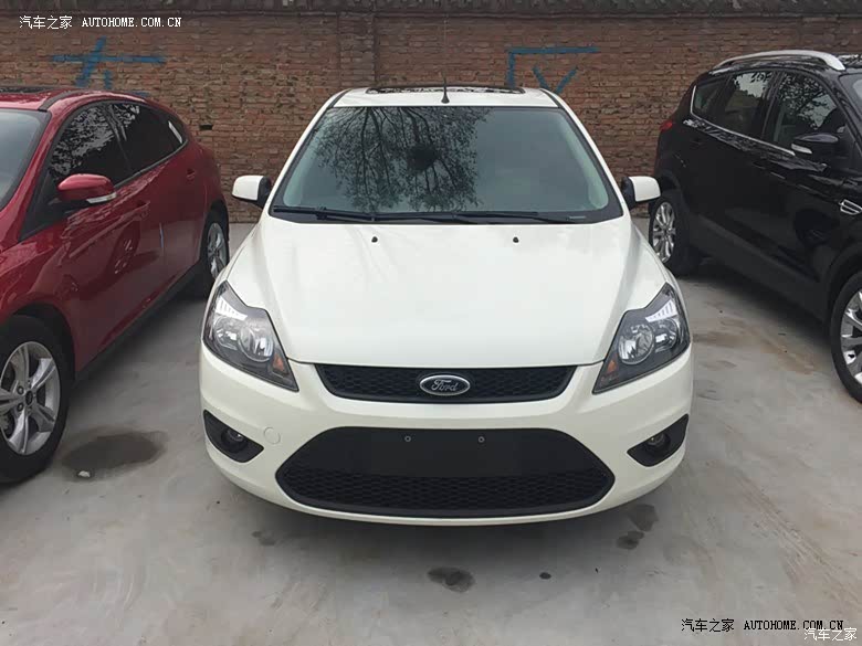 总的来说经典款福克斯还是性价比不错了，算是十全八美吧···