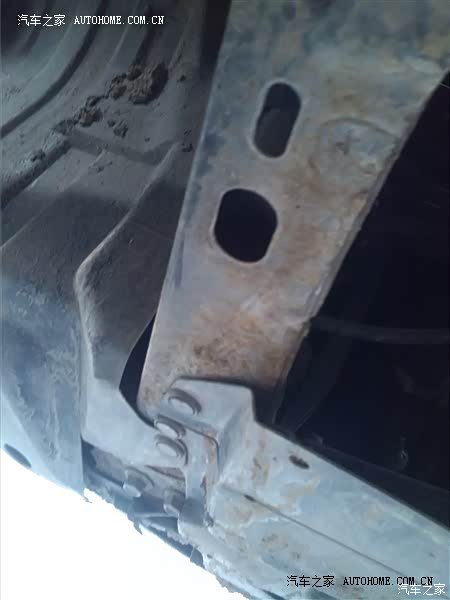 小马拉大车，发动机功率小，起步肉，1800转有共振。