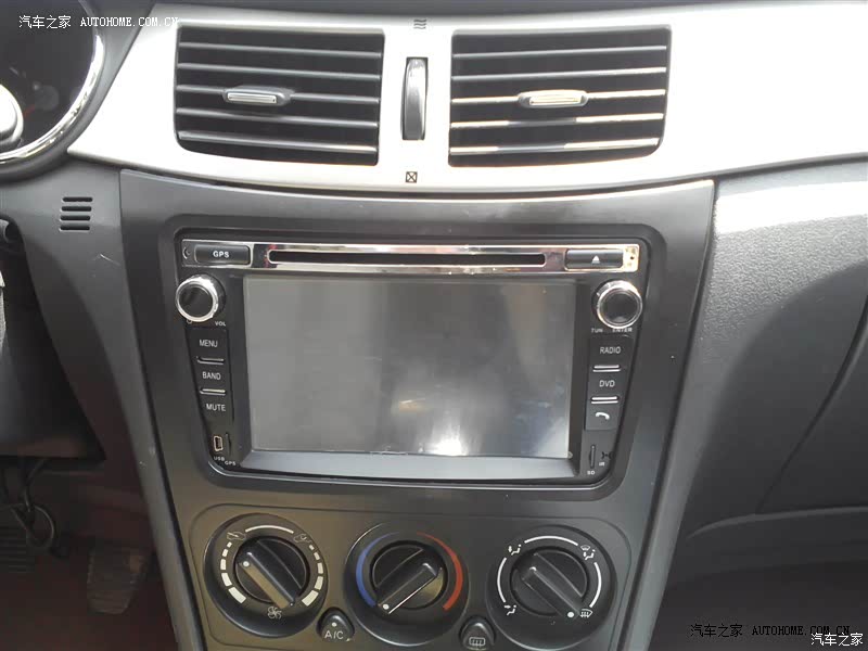 在这样价位里面 的车子 s30各个方面的表现属最棒