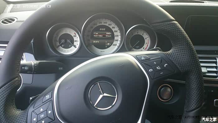 外观大气漂亮，动力舒适平顺，油耗可以接受，有些小问题