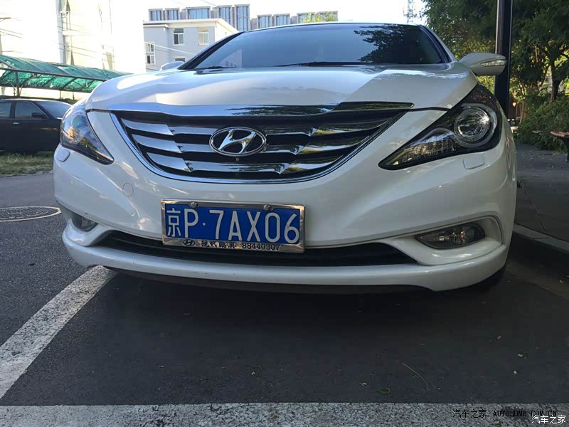 外形很适合年轻人，配置也很丰富