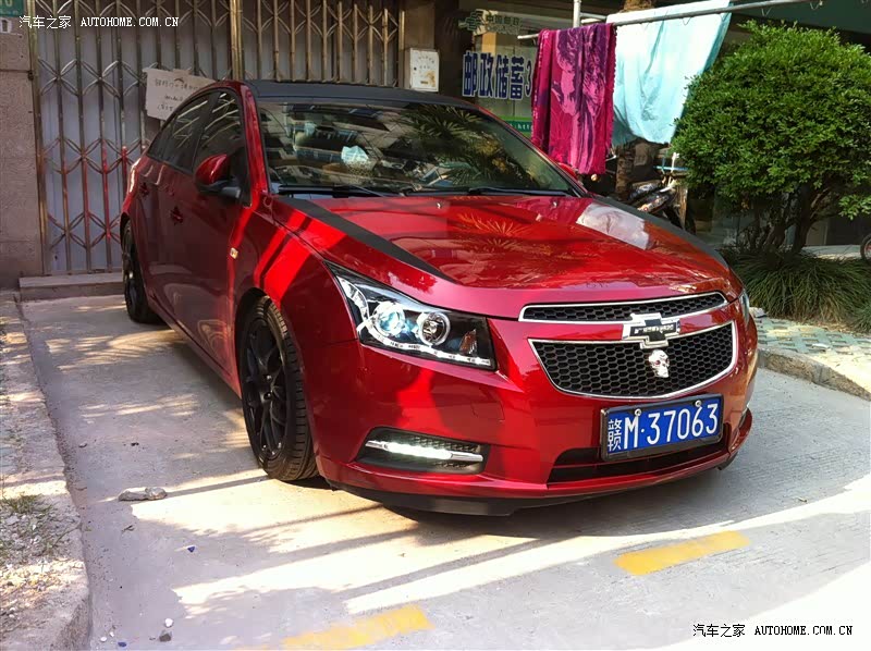 符合年轻人的审美，价格合理，第一辆座驾的好选择