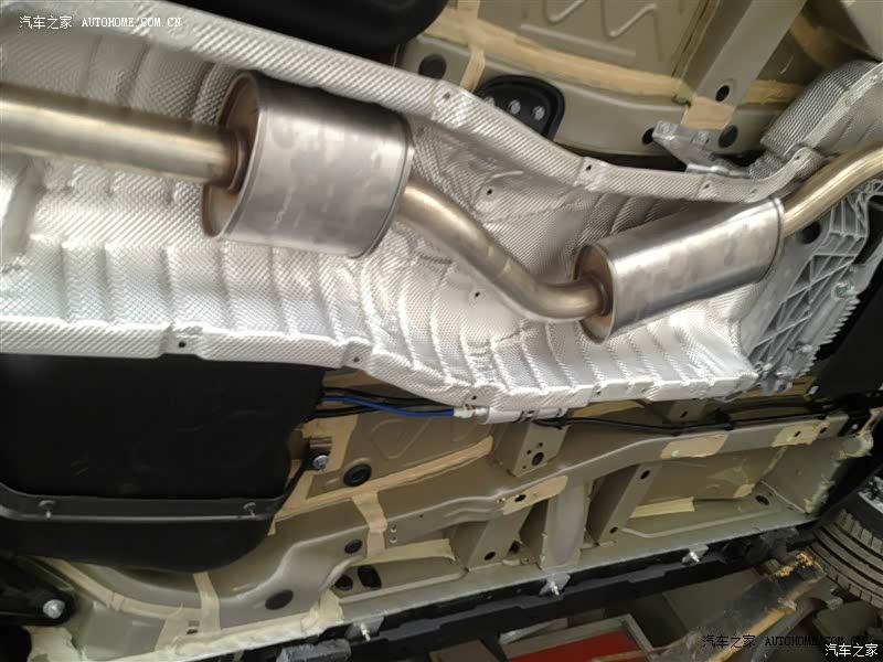 操控是没话说，高速上，高原上动力源源不断