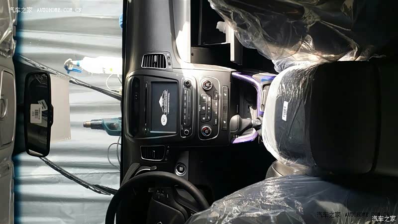 总体感觉相当好！内饰差了点！