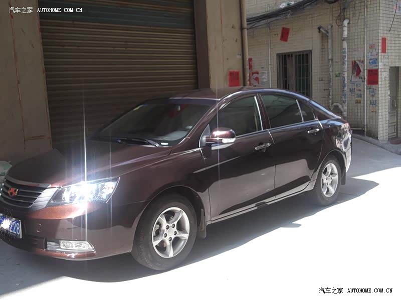 外光时尚大气，能跑、能拉、能装较满意