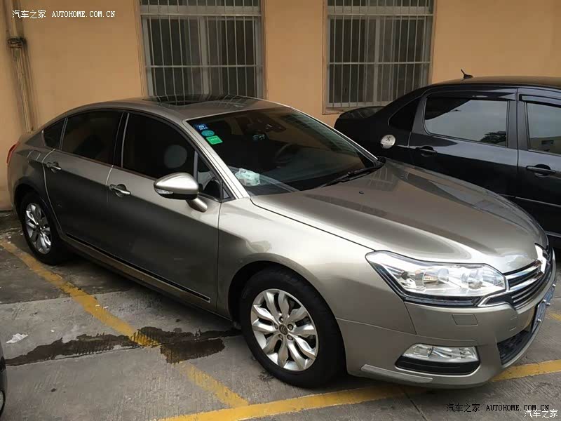 舒适性良好，有坐船的感觉哈哈