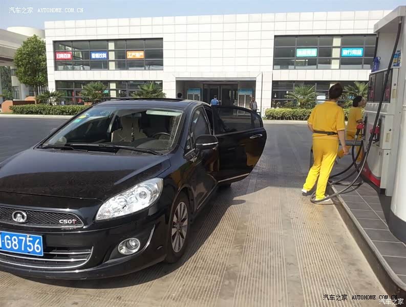 一个很称职的家用车，空间够用，动力不弱，独立悬架