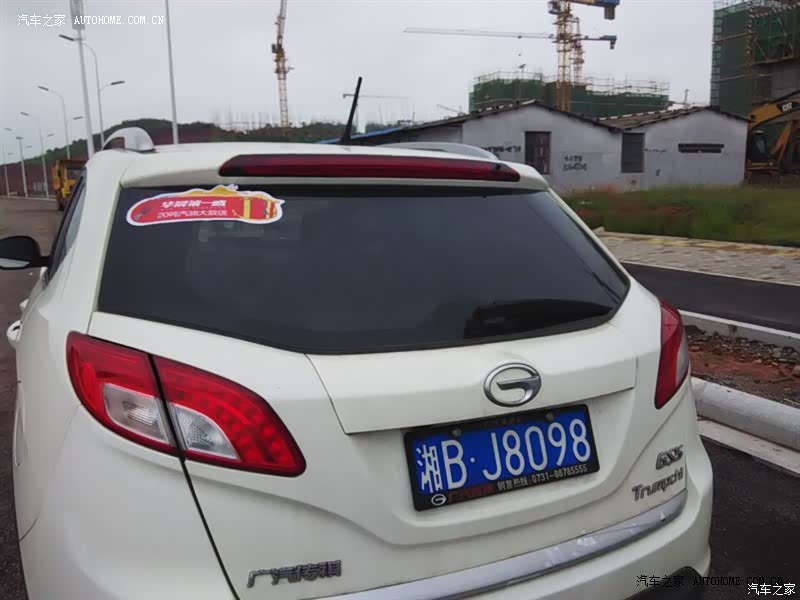 国产车里还马马虎虎，外观很特别，车身长，动力一般，起步加速弱