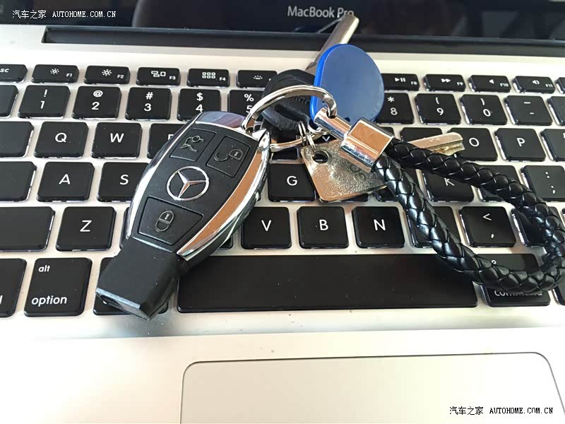 不愧是百万豪车性价比最高的一个,物超所值!