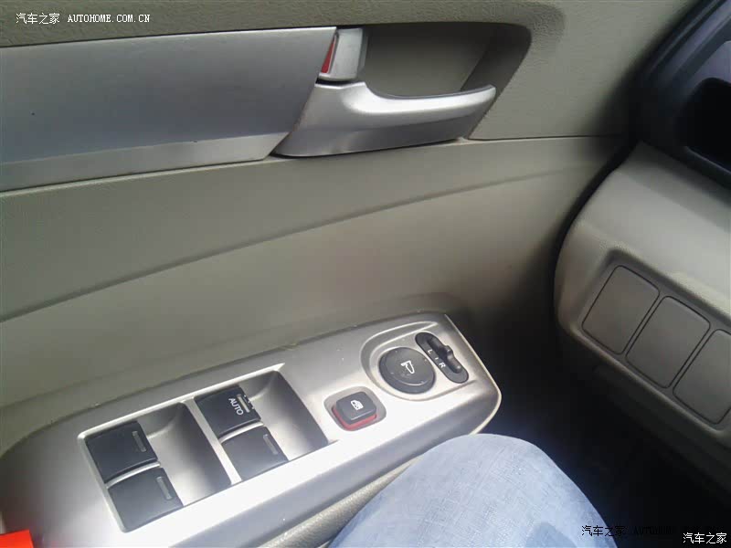 动力够用做工简单性价比不错值得工薪阶层去购买