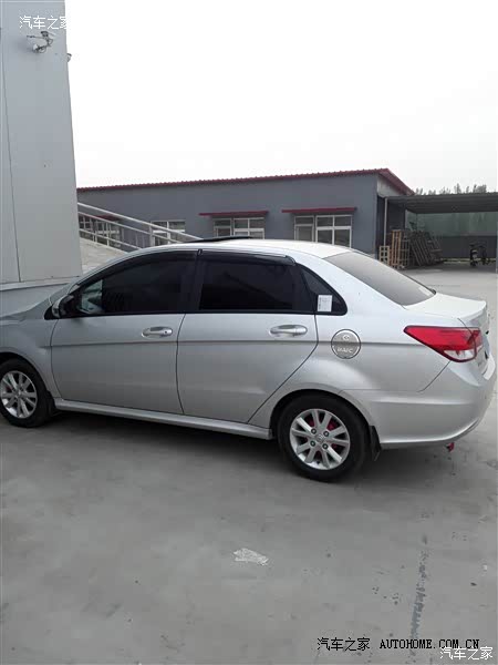 外观时尚，配置性价比高，维修保养便宜，居家代步好帮手！