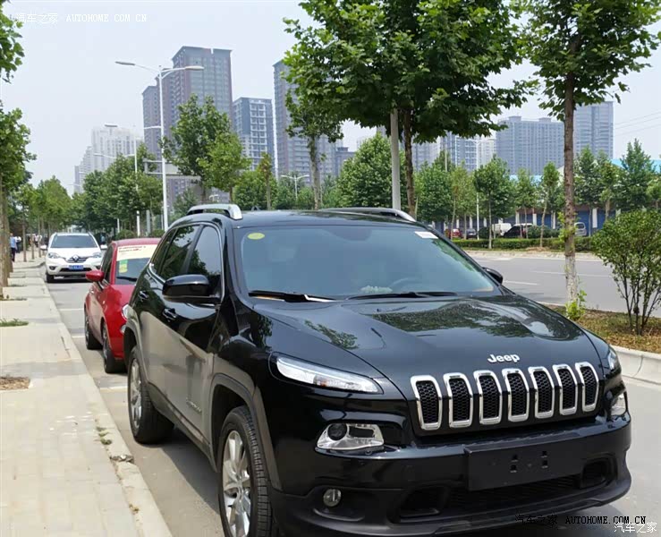 我选择--我快乐，像风一样自由，义无反顾追寻自己的梦想、自由。