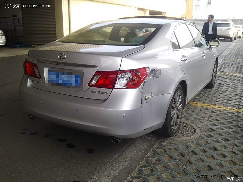 隔音无敌，动力充沛，内饰老旧，避震一般