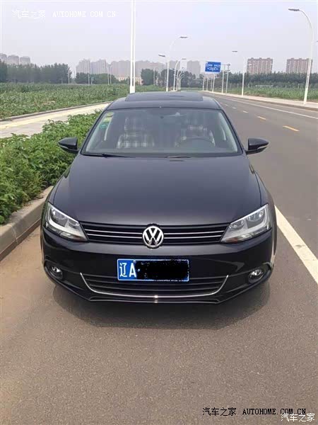 目前开了3000公里，油耗还可以，前期加速比较给力，胎噪明显