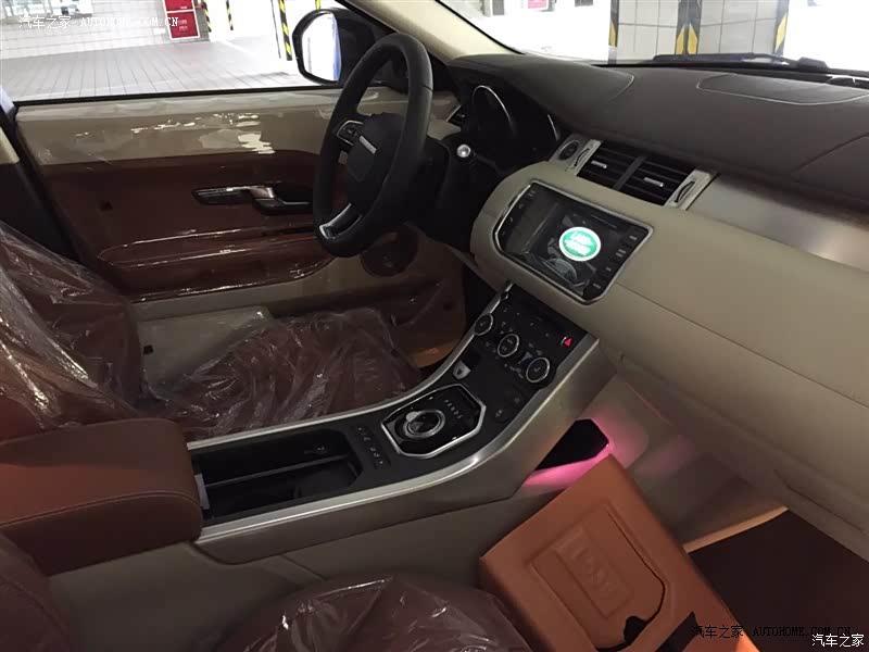 造型帅，动力强，空间够用，油耗偏高，天窗给力，爱到爆