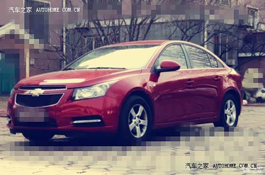 漂亮的外形,偏高的油耗,简配的内饰,大品牌!