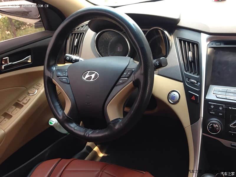 外观漂亮，空间满意，内饰简洁明了，2.4动力不错