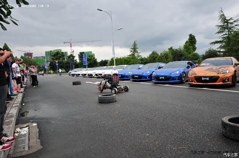 两三天没开我就十分想念，太爱这车。
