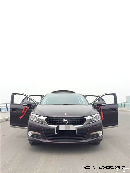 自从有了女神，现在路上看到的所有车辆都入不了法眼