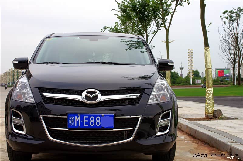 整车平顺噪音小空间均衡合理实用底盘座椅舒适。配置高性价比高。