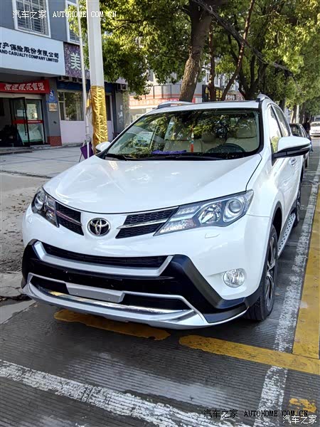 外观挺年轻化。动力强劲。