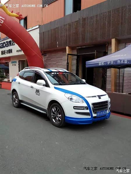 瑕不掩瑜，总体来讲是一款不错的车！