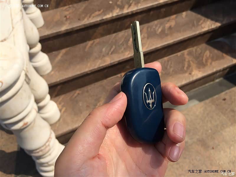 200万以内，外形最拉风、驾驶最舒适、动力最强劲的跑车