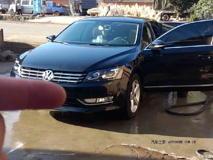 深得我心，舒适度很好，黑色的外观米色的内饰感觉是那么温暖！