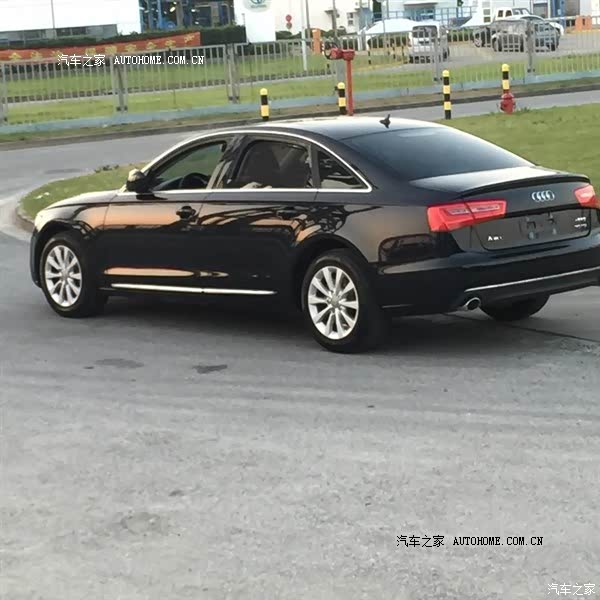 非常舒适的驾驶感受，需要强烈推背感的去买超跑！