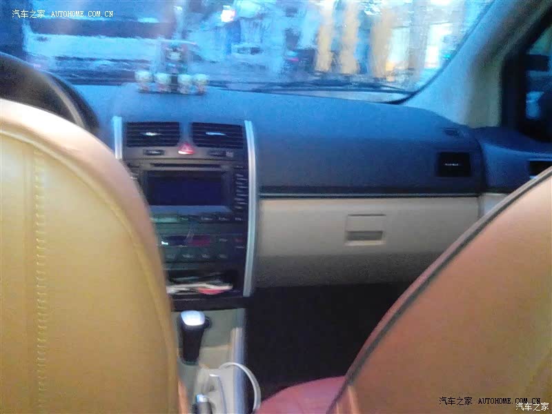 乘坐空间大舒适度一般