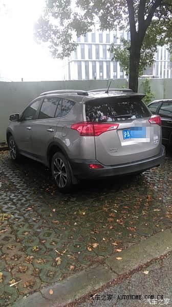 还算经济实用，空间能满足一家出行