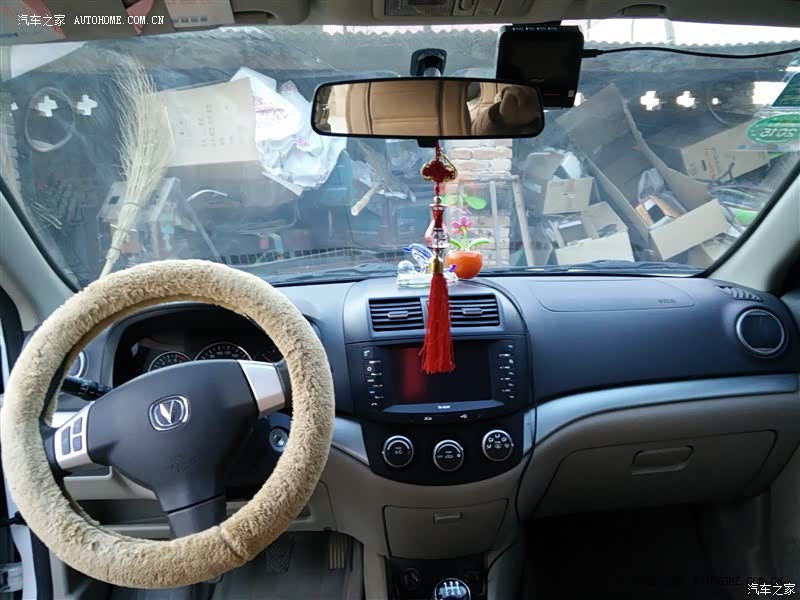 整体还行！购车两个月发电机坏了，不过给索赔了！