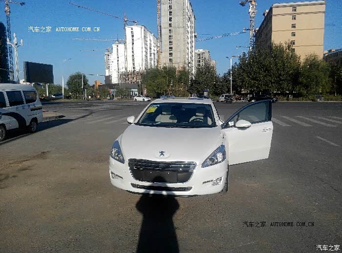 动力够用，乘坐舒适尤其后排，配置各种高级（15没出的时候）