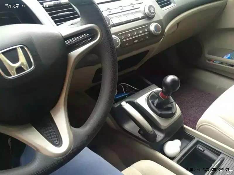 动力强悍，内饰外观都别具一格，高转发动机动力强劲。