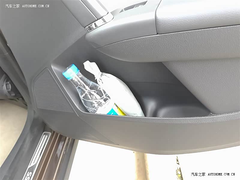 开着舒服、外观新颖靓丽、空间宽敞