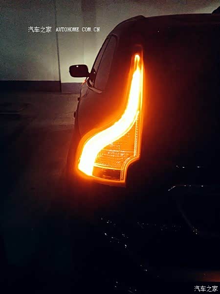 在奔驰，宝马，奥迪横流的时代，这部车有它独有的逼格！越开越爱