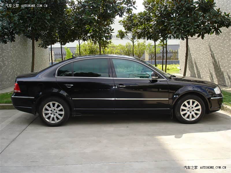 空间宽大，高速稳定，外形经典，是一款不错的家庭用车。