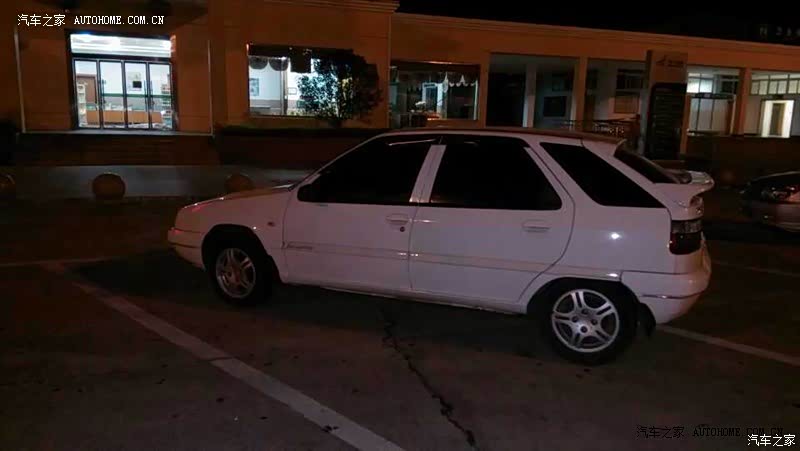 富康2008奥运款，配置高，容易上手，驾乘舒适性不错，皮实耐用。