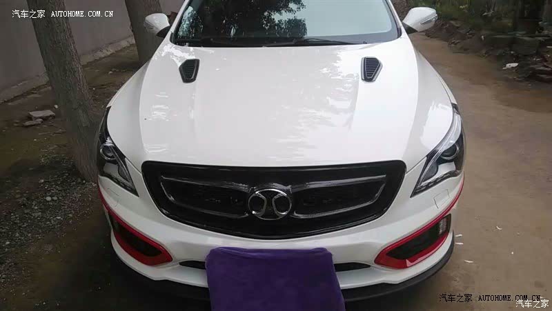 外观好看，内饰也看着大气，一眼就看上了，直接全款买下，