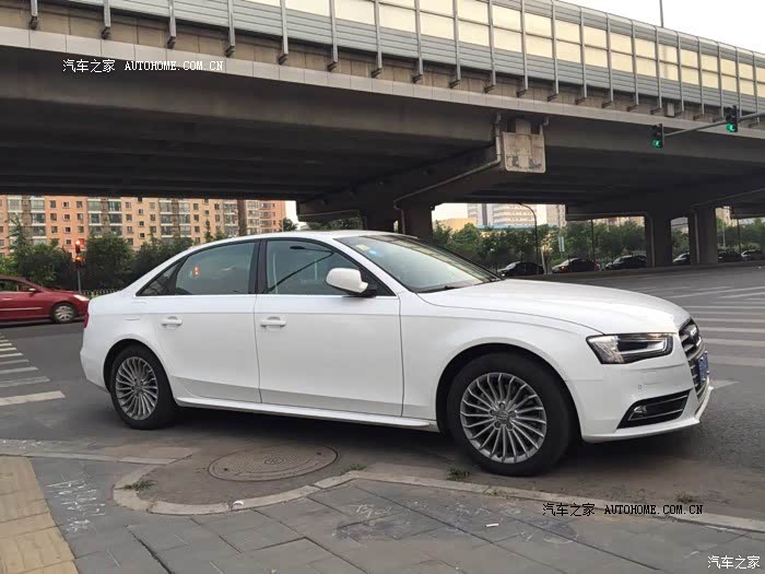 人生第一辆出就入手奥迪，感谢家里亲人。