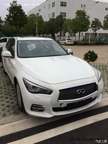 动力和底盘都非常不错，线控转向也不错。