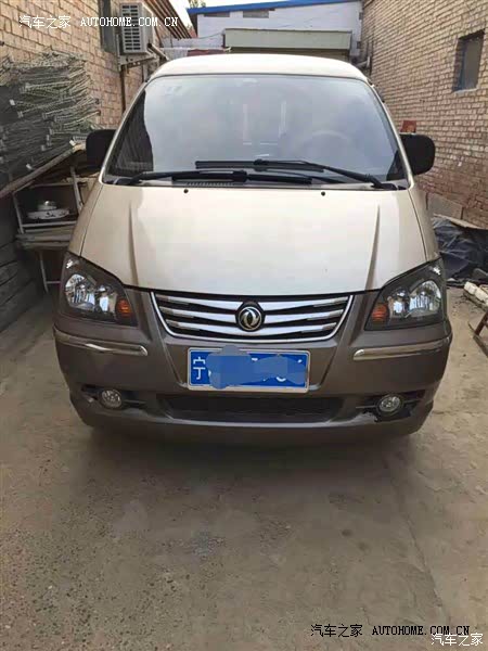 车子买来做生意拉货的，空间大很省油，实用。小毛病多！