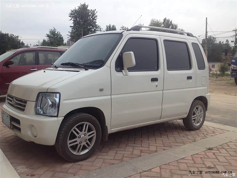 属于经济适用人群的超级保姆车。