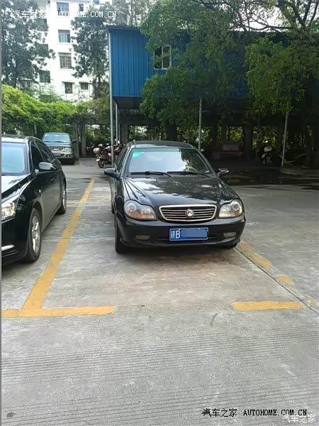 能遮风挡雨，还有空调，比摩托车好