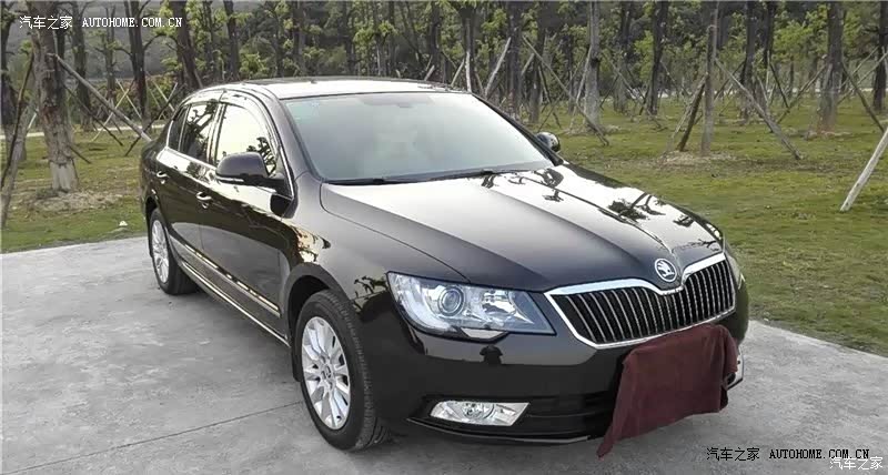 超强的动力，稳重的外观，开着带劲 