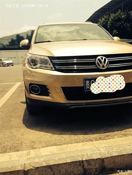 四驱的稳定非常好。涡轮反应灵敏。S档非常给力。 后排空间比较大